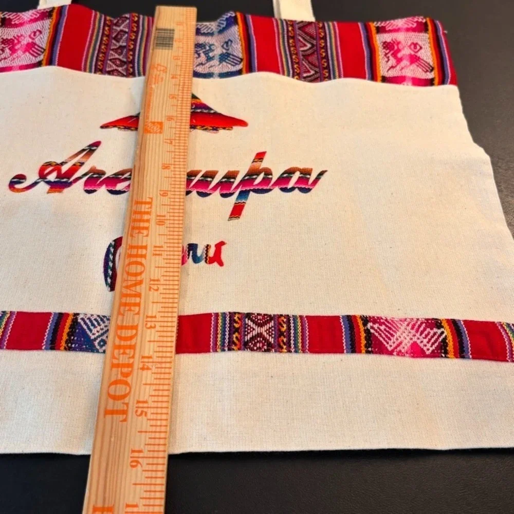 Arequipa‎ Peru Embroidered Beige Canvas Tote Bag NWOT